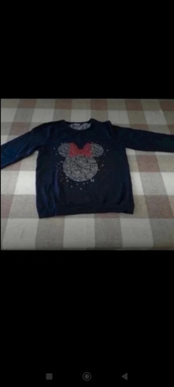 Pull marine manches longues doublé polaire Disney Minnie taille 40 neuf 8€