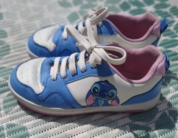Basket fille Stitch  de pointure 32/33
