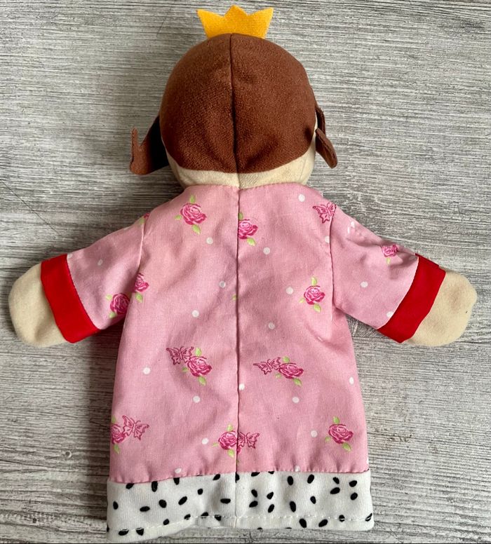 Marionnette reine Ikea - photo numéro 2