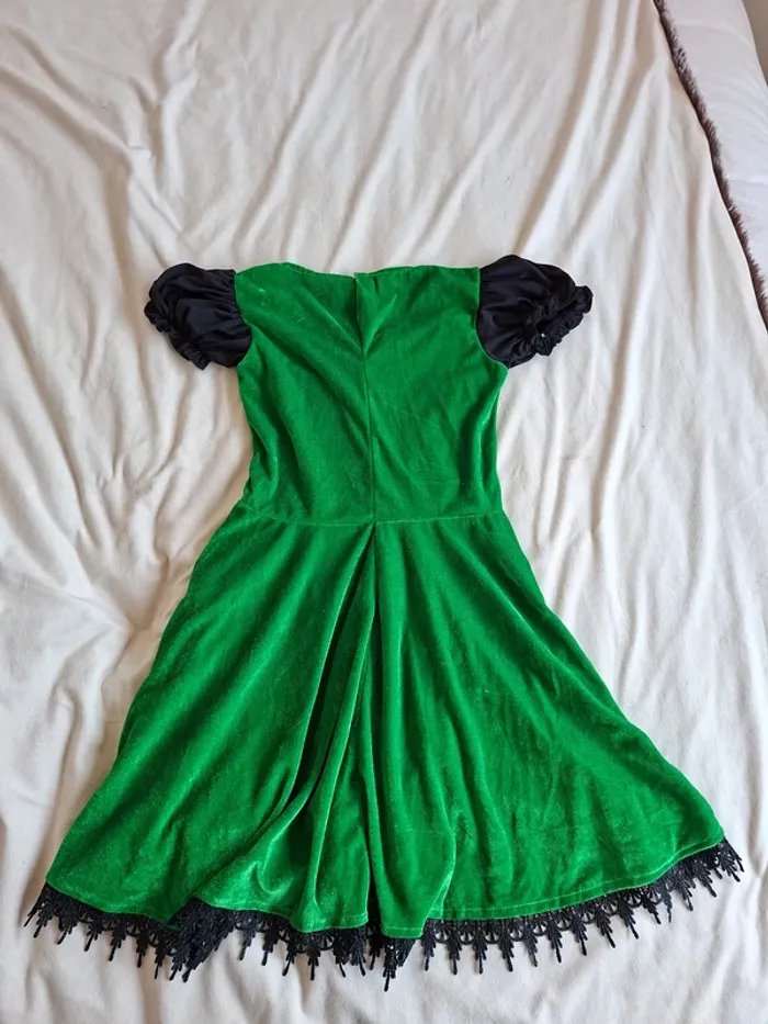 robe de déguisement de costume irlandais de la saint Patrick, taille 8/10 ans en très bon état - photo numéro 3