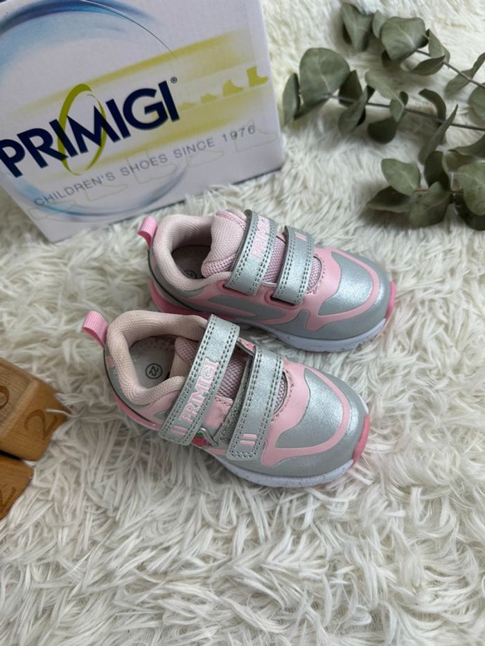 Paire de basket Primigi taille 22 - photo numéro 3