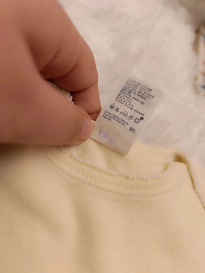 Lot 4 bodies manches courtes T. 12 mois Absorba - photo numéro 16