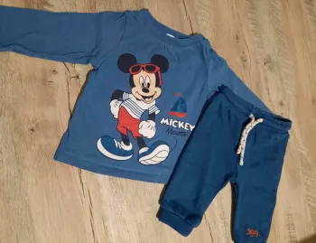 Ensemble Disney 3 mois très bon état - Mickey