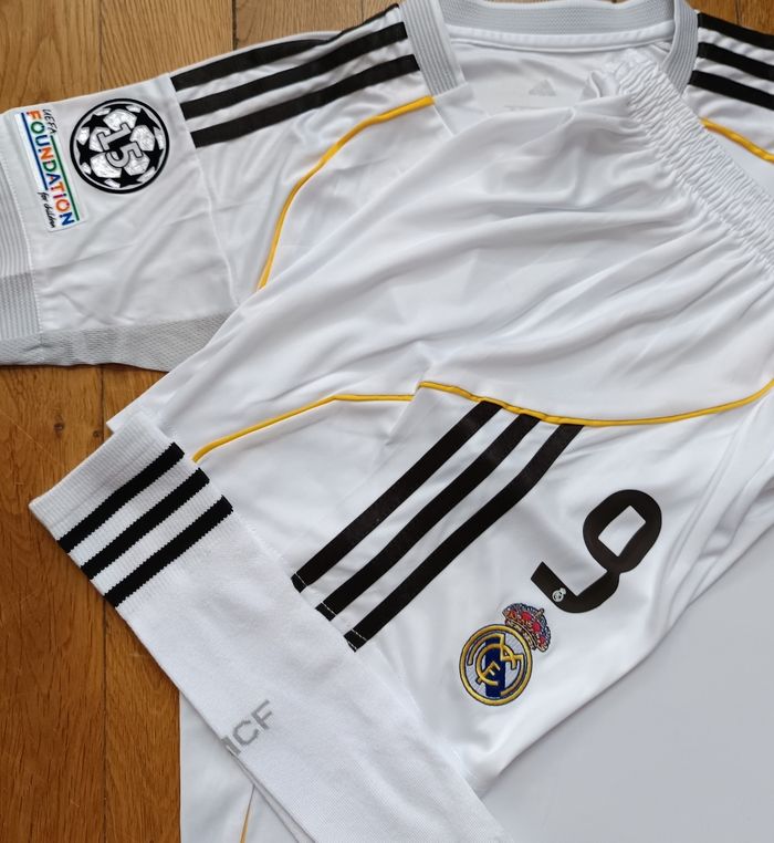 Mbappé Real Madrid blanc taille 10 ans modèle 2026 - photo numéro 3