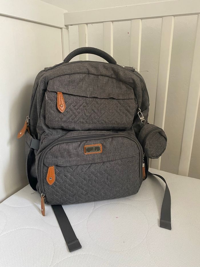Sac à dos à langer - photo numéro 3