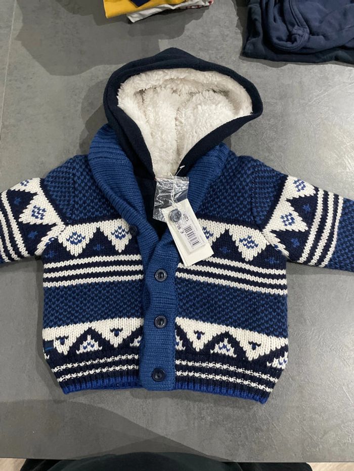 Cardigan neuf catimini