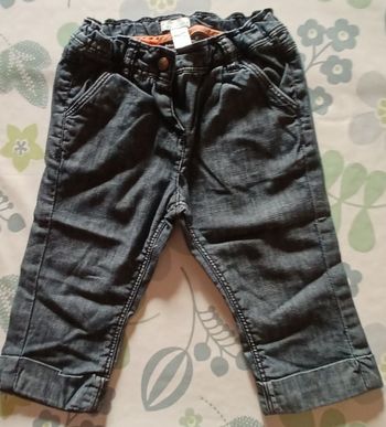 Pantalon fille en 12 mois