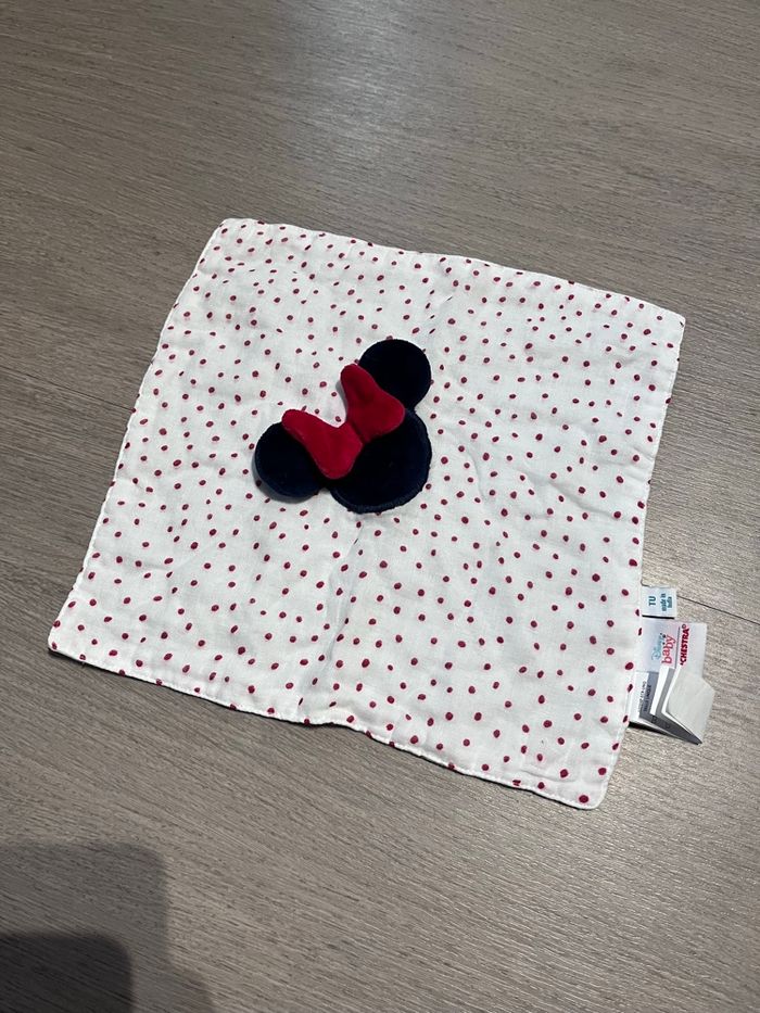 Doudou Minnie plat disney baby orchestra neuf sans étiquette