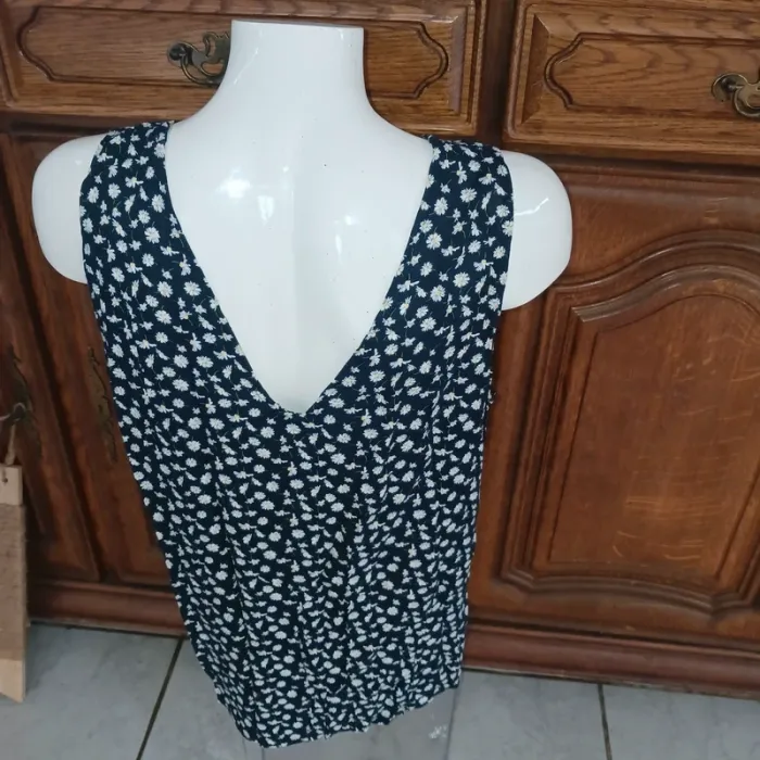 Top débardeur taille 38/40 m/l kiabi - photo numéro 3