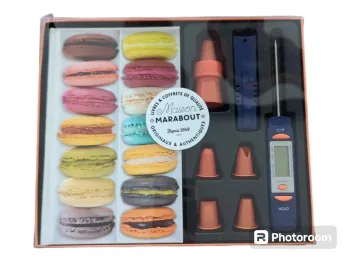 Coffret livre macarons maison marabout neuf