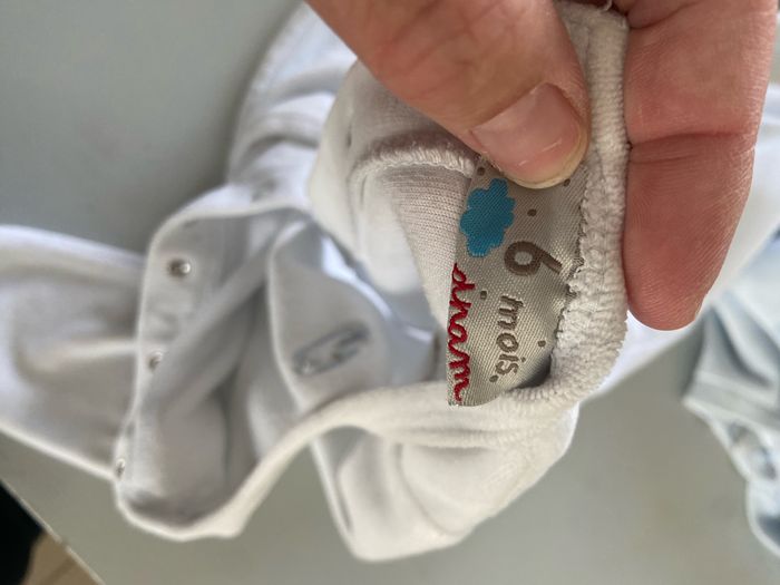 Lot de pyjamas 6 mois - photo numéro 2