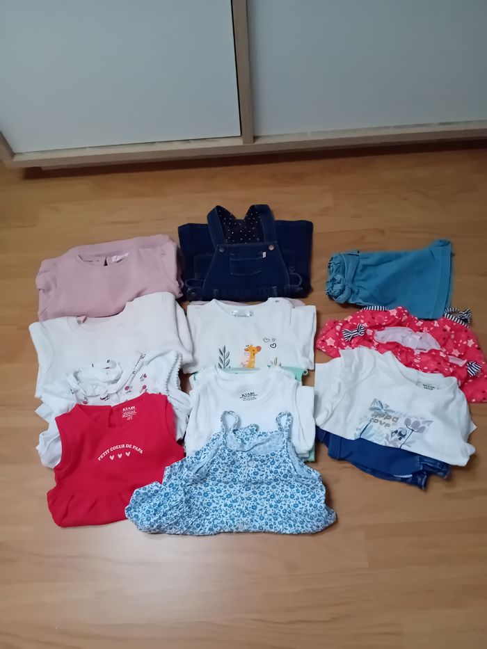Lot vêtement 12 mois