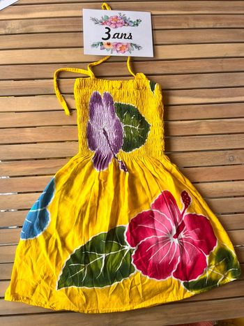 Robe fleurie dos nu 3 ans