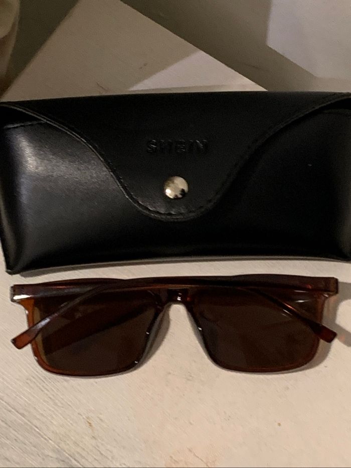 Lunettes solaires SHEIN - photo numéro 3