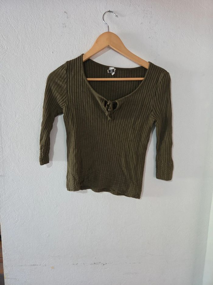 Pull kaki ● XS