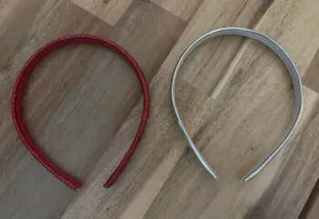 Serres tête rouge pailleté et or