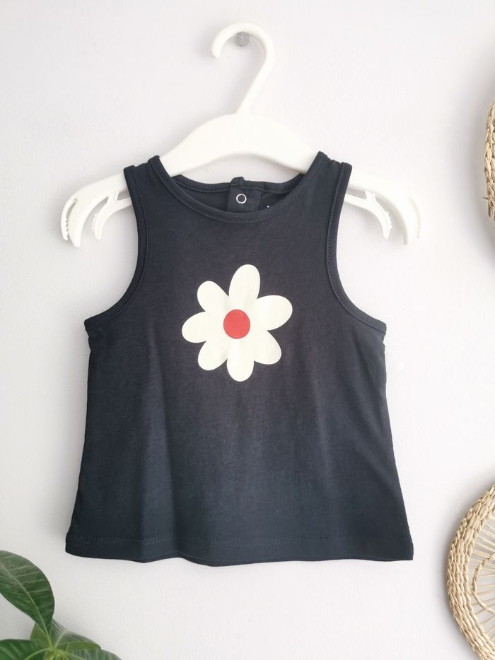 Débardeur bleu marine Motif fleur Kiabi 6 Mois