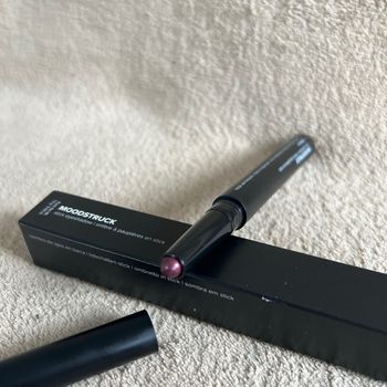 Ombre à paupières Observant