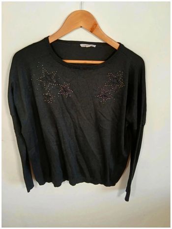 C25 pull noir esprit L