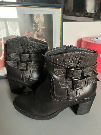 Bottines cloutées