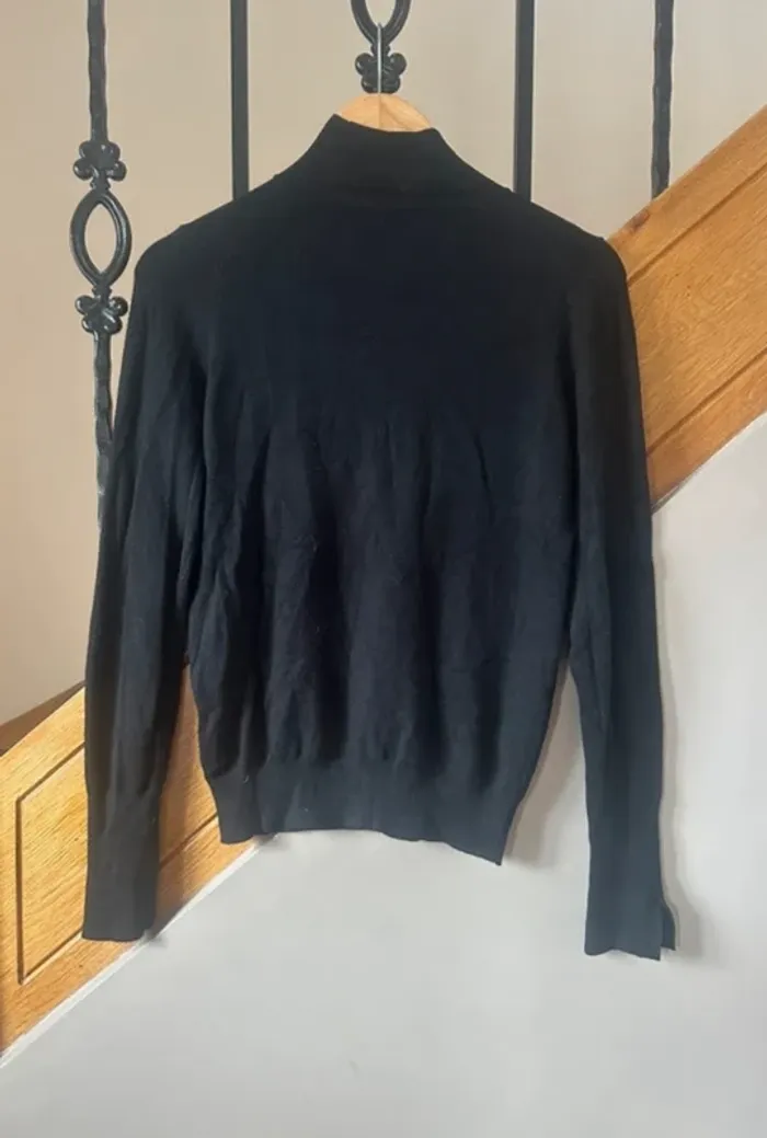 Pull noir Zara - photo numéro 2