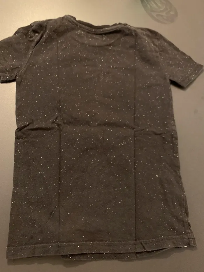T-shirt manches courtes Zara taille 6 ans - photo numéro 5