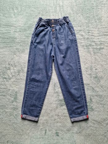 Très beau jean léger 7 ans