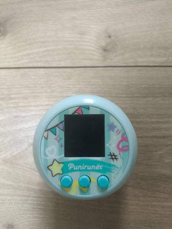 Jouer Tamagotchi Punirunes