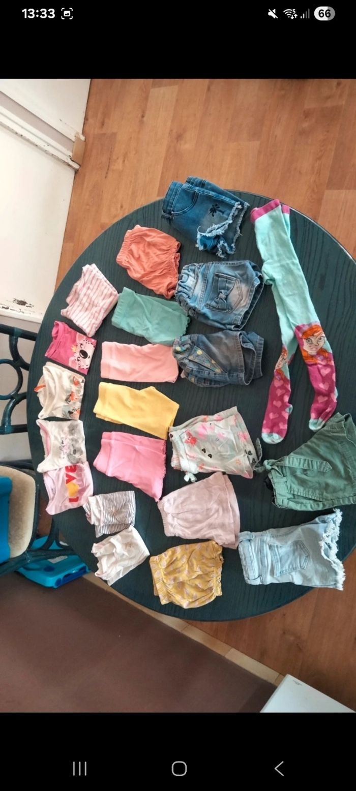 Gros lot vêtements fille 5 ans - photo numéro 3