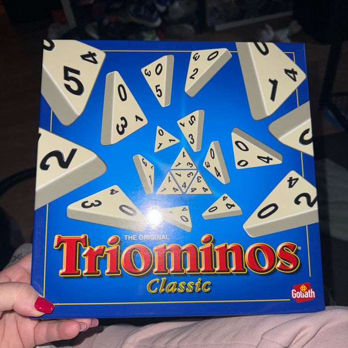 Triominos