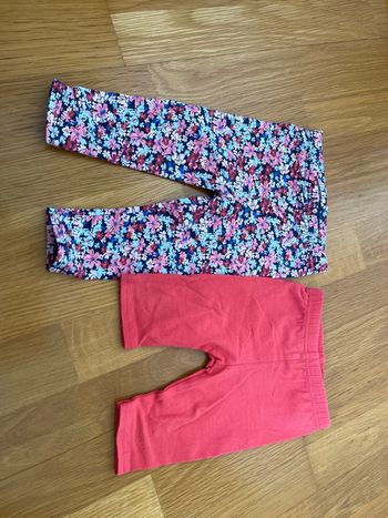 Lot de 2 leggings neufs taille 12 mois
