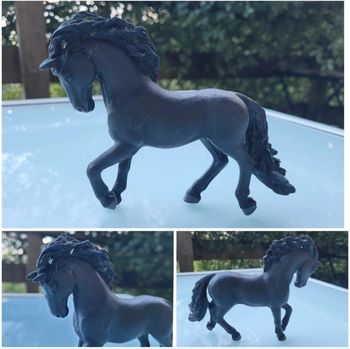 Schleich Étalon pure race Espagnol noir