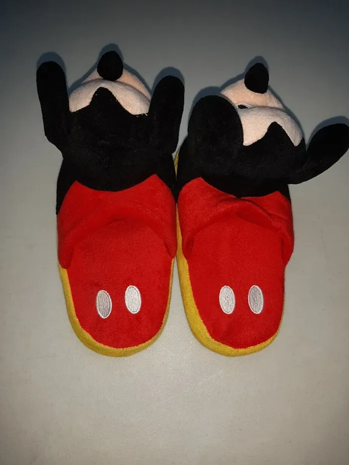 Chaussons Mickey - photo numéro 3