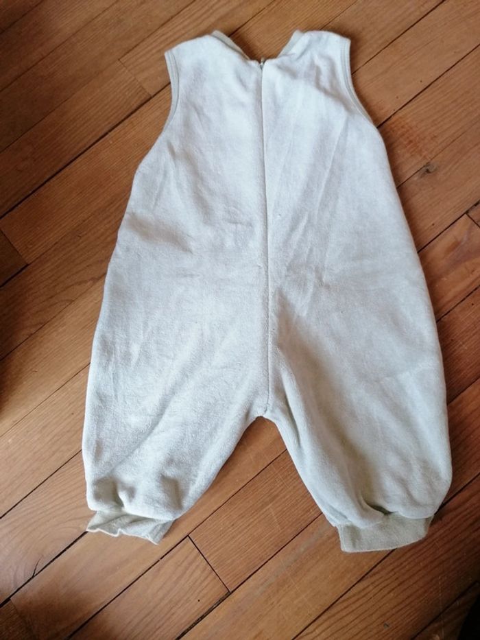 Combinaison sans manche 6 mois - photo numéro 2