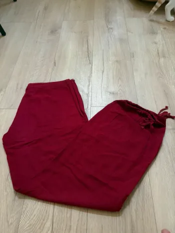 Pantalon rouge