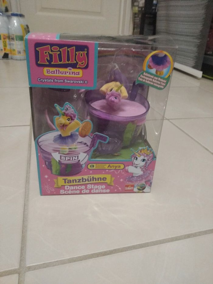 Scène de danse Anya