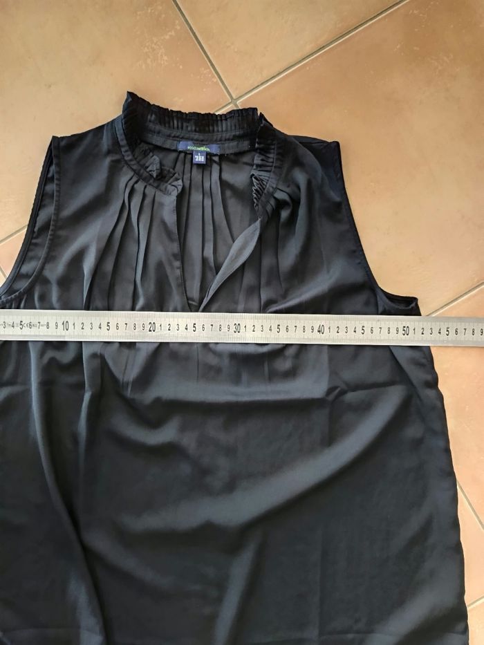 Chemise/Tunique noire sans manche - photo numéro 6