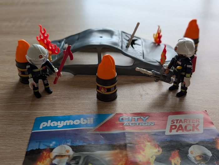 Playmobil 70907 Pompiers et incendie - photo numéro 2