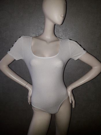 body blanc jennyfer taille 36/38