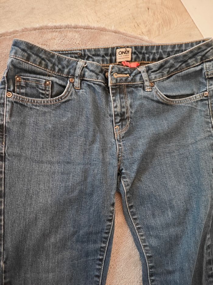 Jeans Only - photo numéro 3