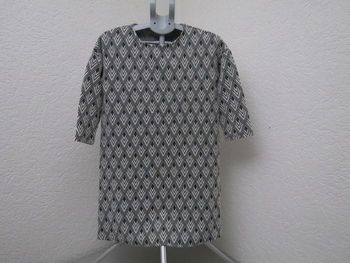 Robe / Tunique MANGO – motif graphique noir & blanc – Taille S – tendance chic😍