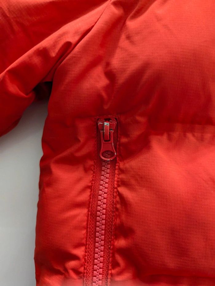 Doudoune rouge chaude à capuche – Taille 2-3 ans /98 cm – Très bon état - photo numéro 11
