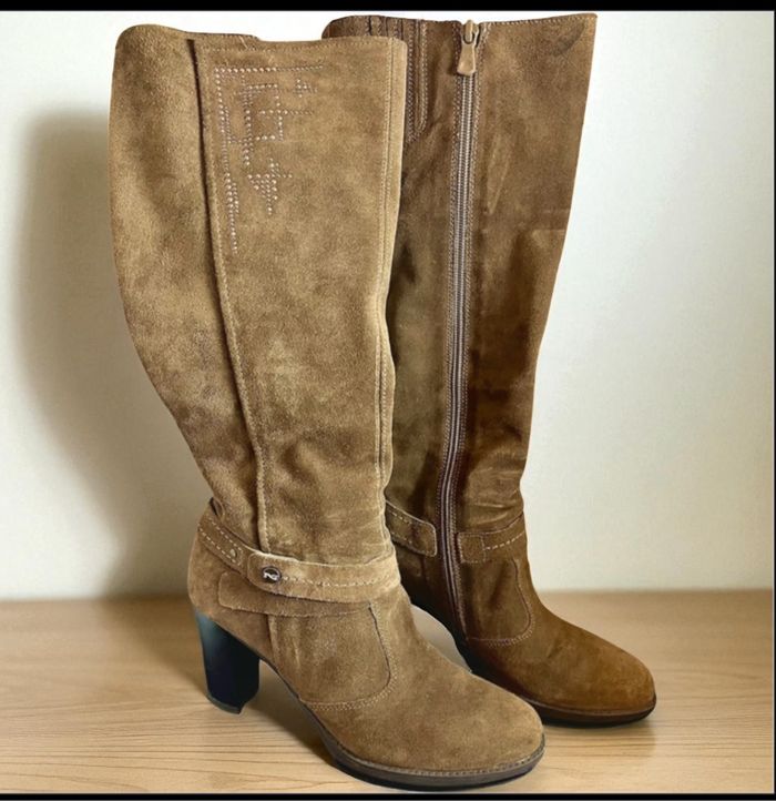 Botte à talon en daim nero giardini