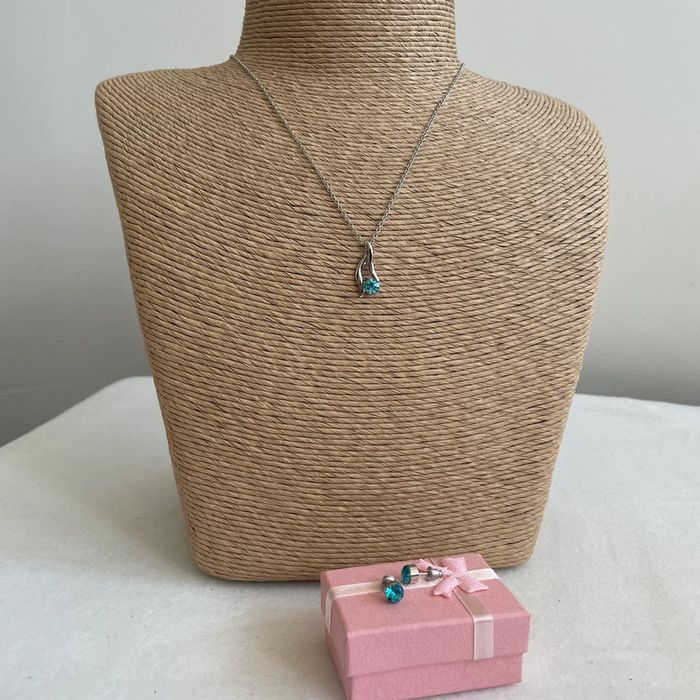 🚨 idée cadeau  🚨 parure de bijoux neuve avec écrin - photo numéro 19