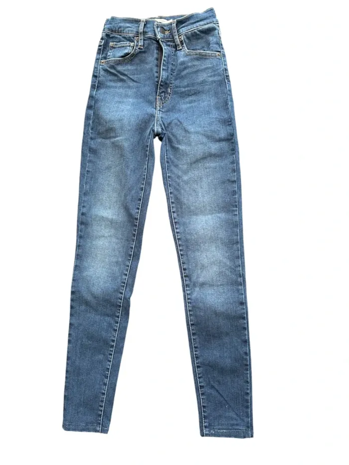 Superbe Jeans Lévi’s 24 taille française 34 - photo numéro 2