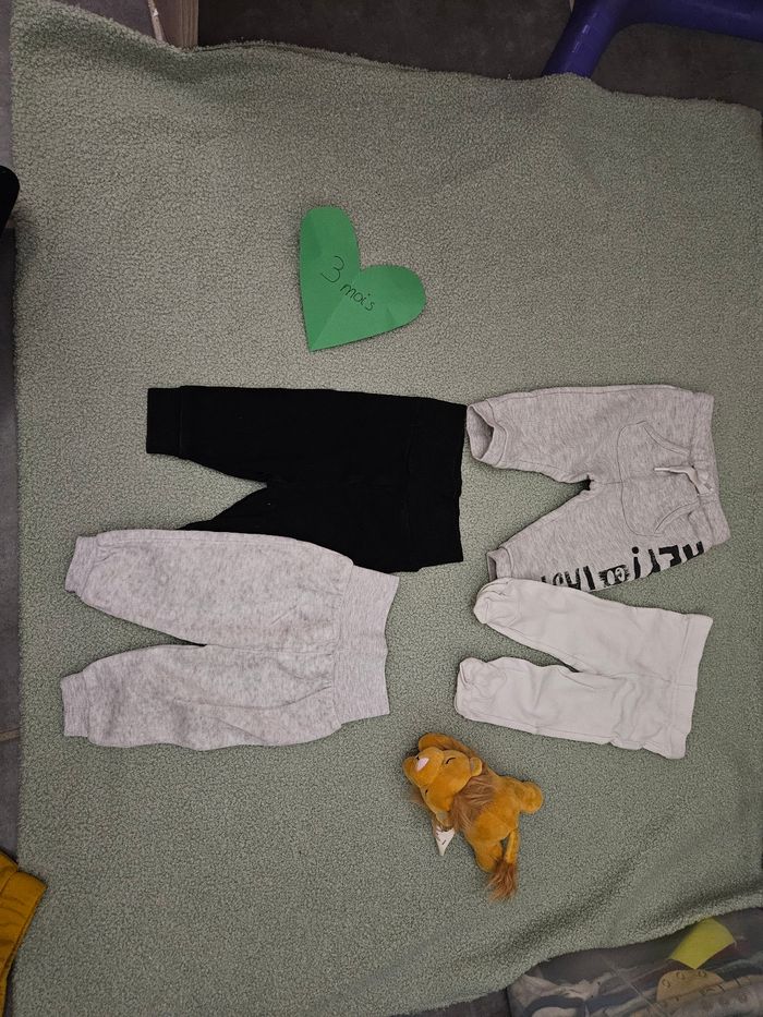 Lot pantalon garçon 3 mois