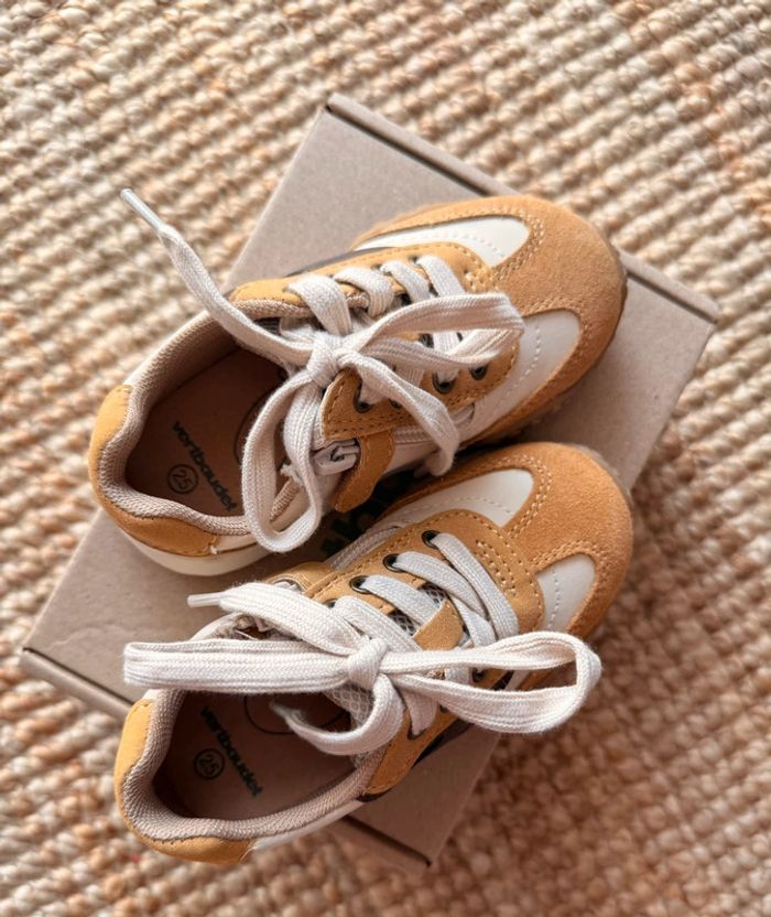 Baskets Vertbaudet taille 25 - photo numéro 2