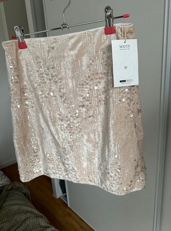 Jupe velours et sequins