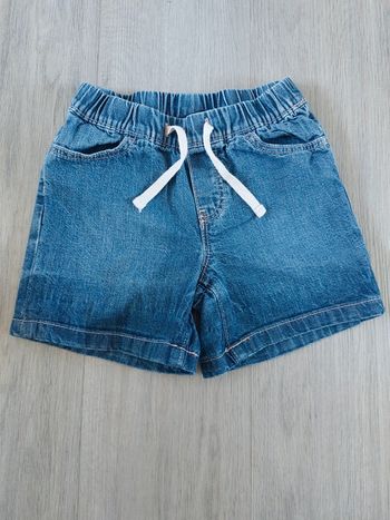 Short GAP taille 4 ans