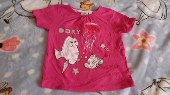 T-shirt Disney Némo et dory 12 mois neuf